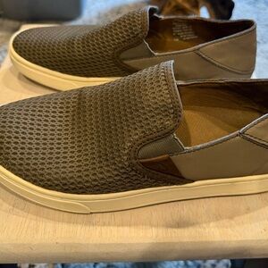 OluKai women’s casual shoes